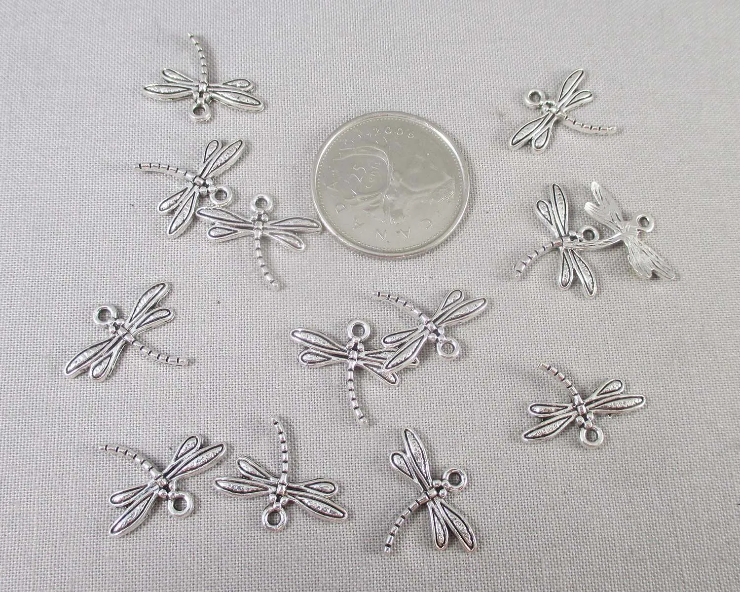 Dragonfly Charm Silver Tone 25pcs (C114)