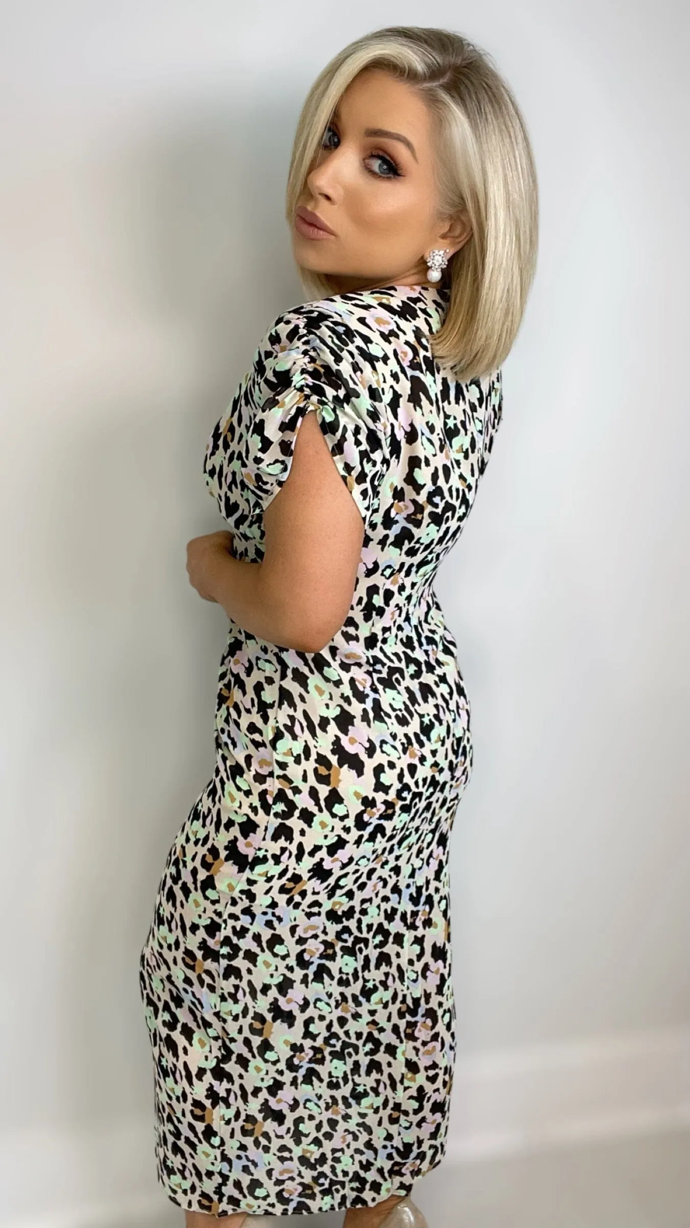 MADDIE RUCHED LEOPARD DRESS